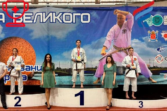 Тамбовчанка завоевала "серебро" на Всероссийских соревнованиях по всестилевому карате