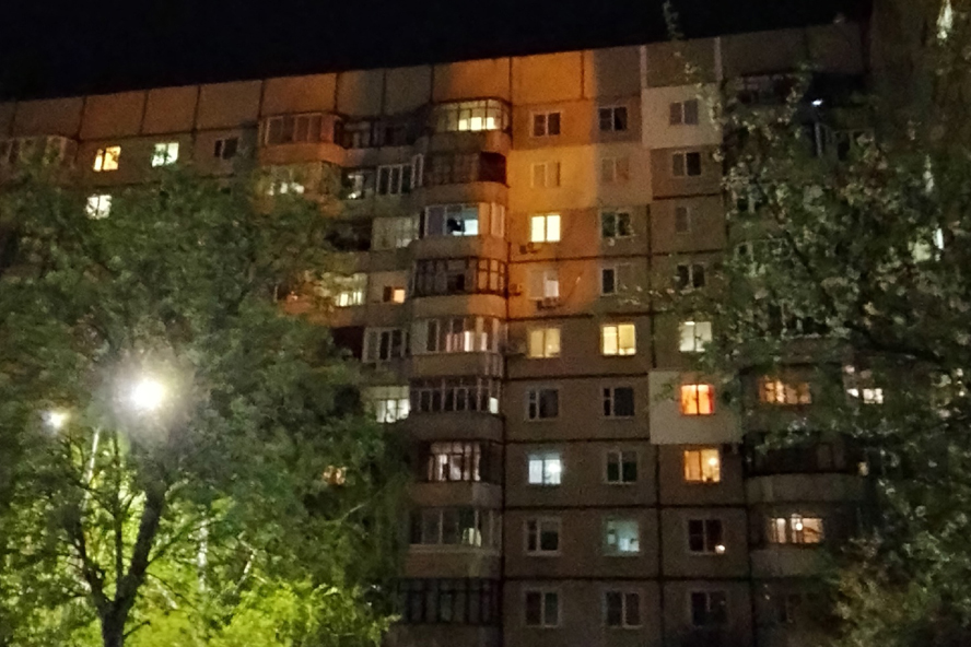 Ночной обзор: исключение богатых из программы семейной ипотеки, массированная атака на Кубань и Крым, запрет криптовалют