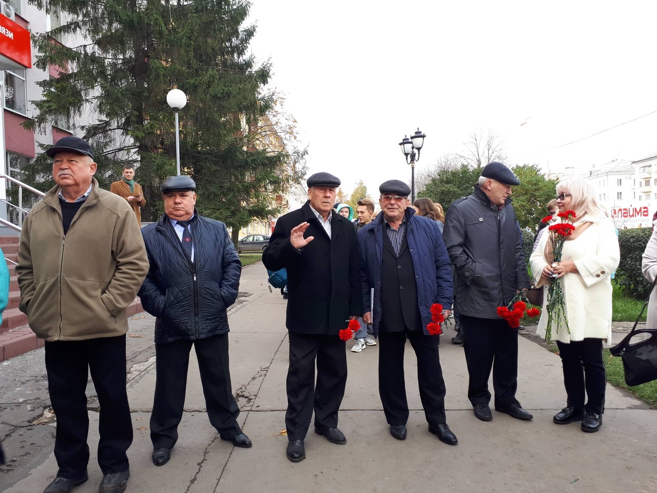 В Тамбове открыли мемориальную доску в честь столетия образования ВЛКСМ |  24.10.2018 | Тамбов - БезФормата