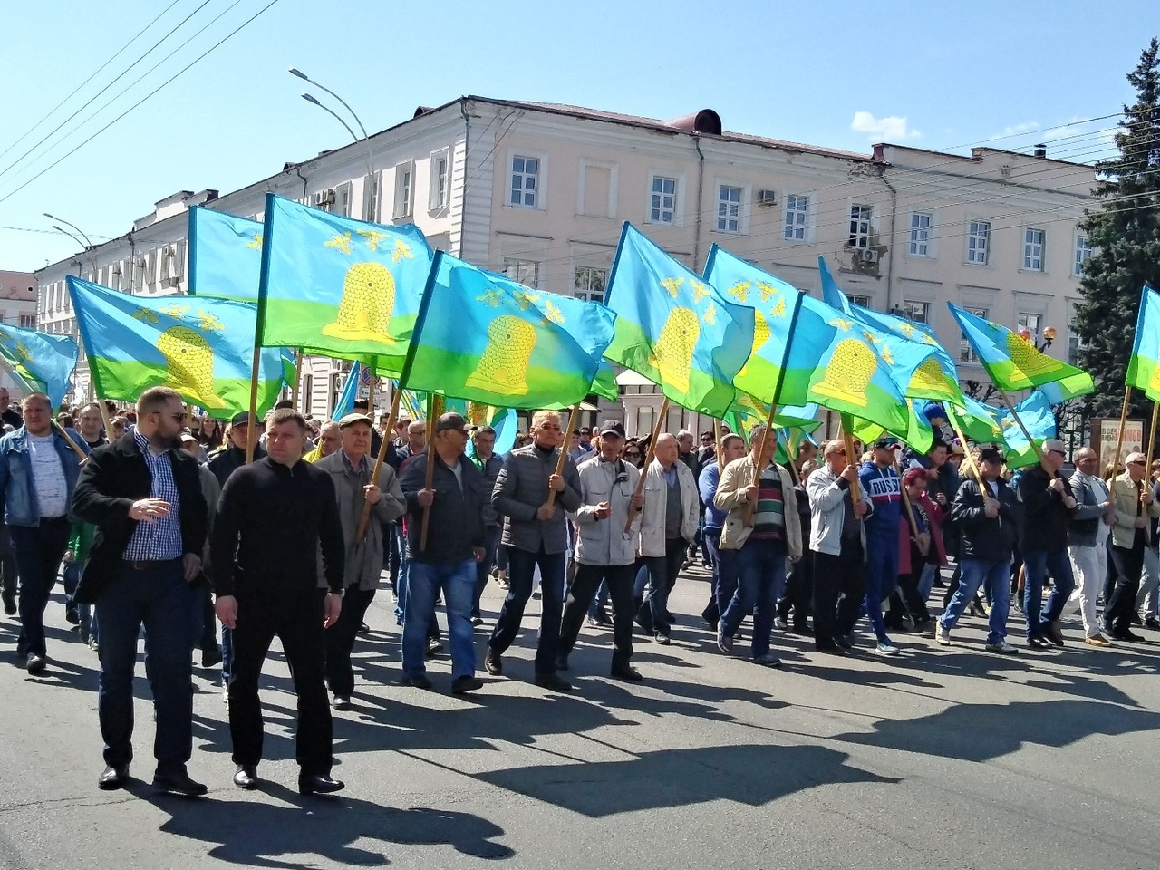 Первомай Тамбов. Первое мая Тамбов. Митинг 30 сентября в Тамбове. Первомай в Тамбове фото.