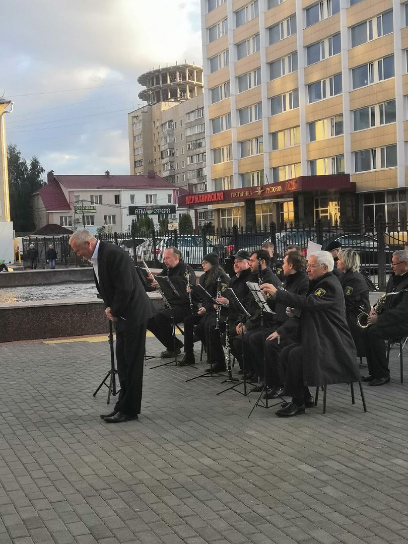 Оркестр имени Агапкина устроил праздник духовой музыки на площади Льва  Толстого | 05.09.2021 | Тамбов - БезФормата