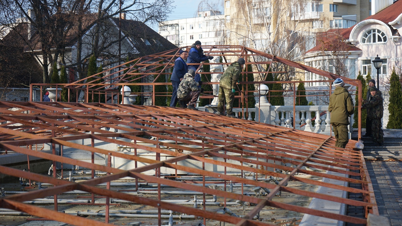 Фонтаны в Тамбове начали готовить к зиме | 02.11.2021 | Тамбов - БезФормата