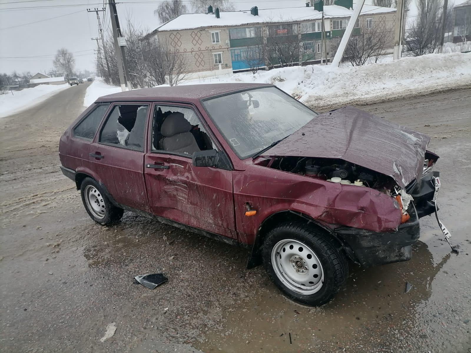 В Петровском районе в ДТП пострадали два человека | 19.01.2022 | Тамбов -  БезФормата