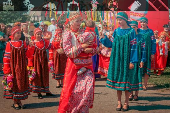 Праздник русского сарафана, цирковое шоу 