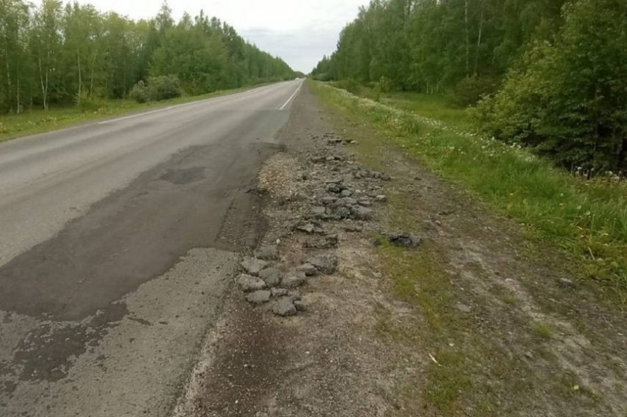 Разваливающуюся дорогу до Сосновки, стоившую 1,2 млрд рублей, осмотрят