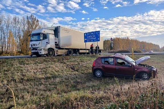 В Тамбовской области в ДТП с грузовиком погибли три женщины