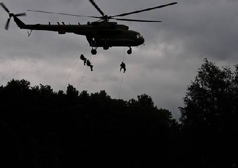 Спецназ в Тамбовской области отработал навыки десантирования с вертолёта