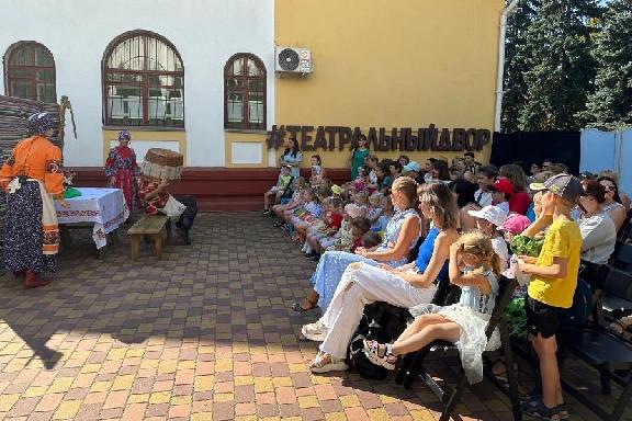 Тамбовский театр кукол вновь откроет театральный дворик