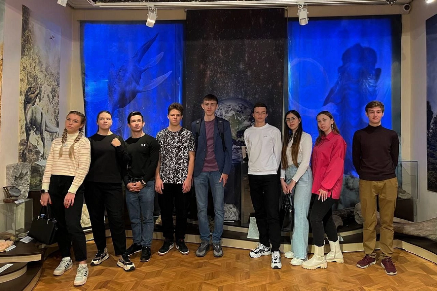 Студенты Президентской академии посетили Тамбовский областной краеведческий музей