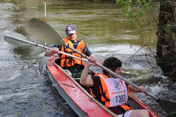 На реке Лесной Тамбов прошли соревнования на байдарках
