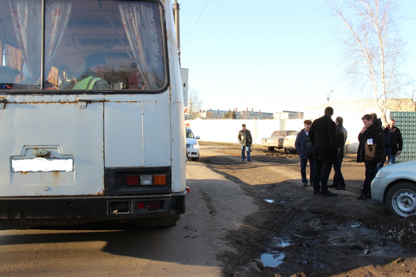 Автобус сбил на тротуаре. Грязный автобус. Автобусы Тамбов. Автобус та. Списанные автобусы Тамбове.