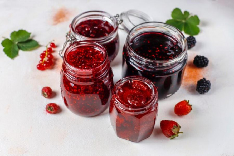 В России резко подорожают замороженные ягоды, варенье и джемы