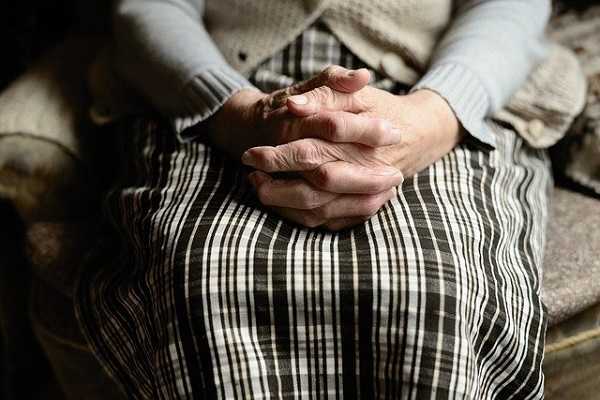 В Тамбовской области психически нездоровый мужчина изнасиловал пенсионерку