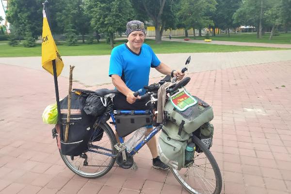 Известный велопутешественник по пути на Алтай сделал остановку в Тамбове