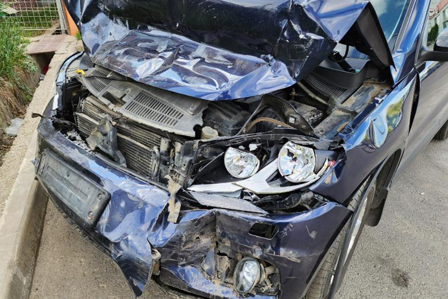 В Тамбовской области пьяный водитель "Volkswagen Tiguan" скрылся с места ДТП 