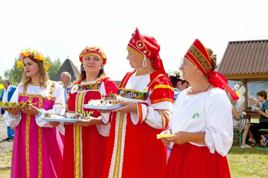 Тамбовчан приглашают на фестиваль "Гомзяковская ромашка"