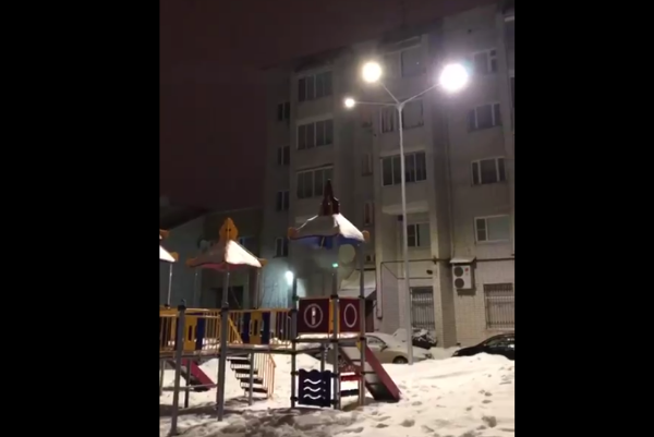 Прокуратура добилась установки освещения на детской площадке в Тамбове