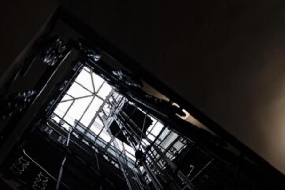 В Тамбовской области из-за перегруза обрушился грузовой лифт с рабочими