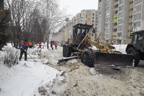 В Тамбове автовладельцев просят освободить проезжую часть на Пензенской и Островитянова для уборки снега
