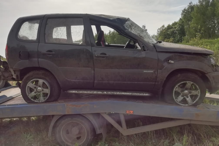 В Сосновском районе пенсионер за рулём "Chevrolet Niva" насмерть разбился в ДТП