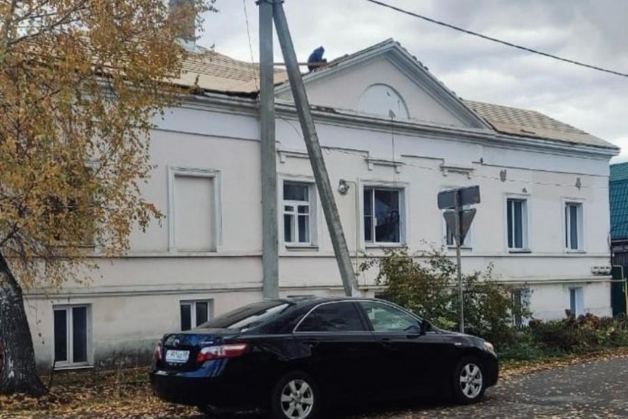 В Мичуринске продолжается ремонт городской усадьбы