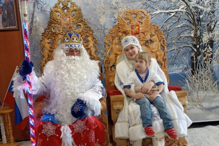 В гостях у Спортивного Деда Мороза побывали юные лыжники