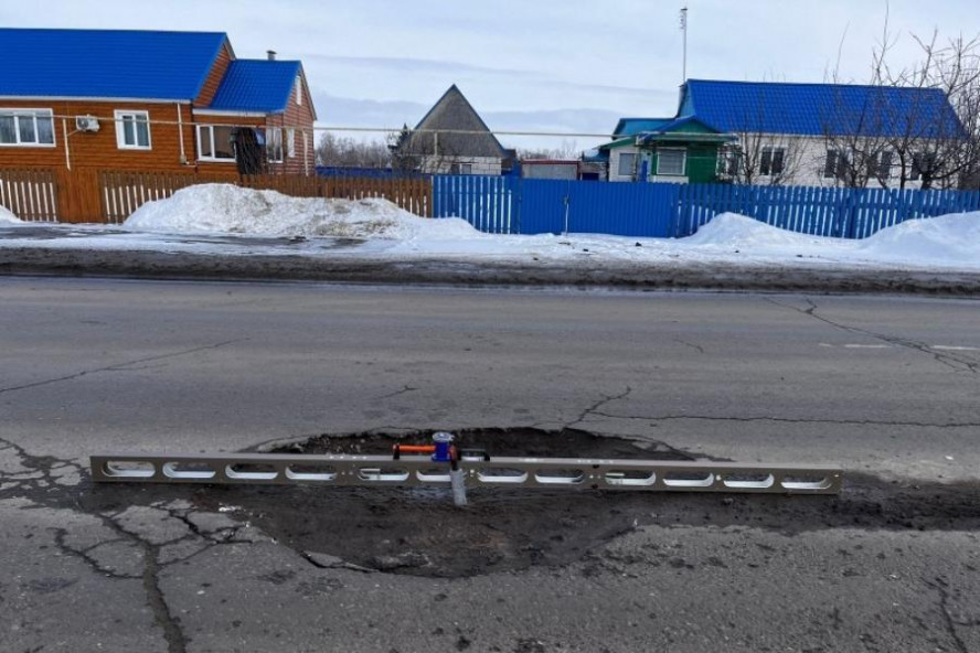 "Тамбовавтодор" оштрафовали на 200 тысяч рублей за ямы и выбоины на дорогах